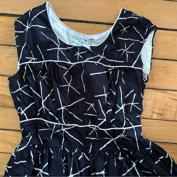NWOT ModCloth retro style cotton dress - Picture 2 of 11